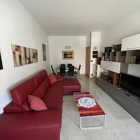 Splendido Appartamento In Zona Fiera A Bologna Ngoại thất bức ảnh
