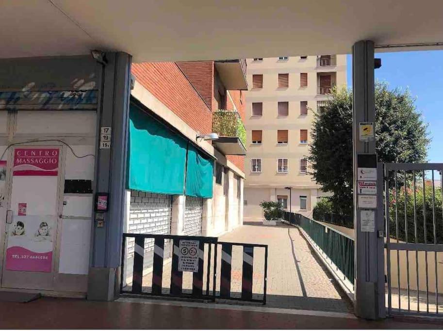 Splendido Appartamento In Zona Fiera A Bologna Ngoại thất bức ảnh