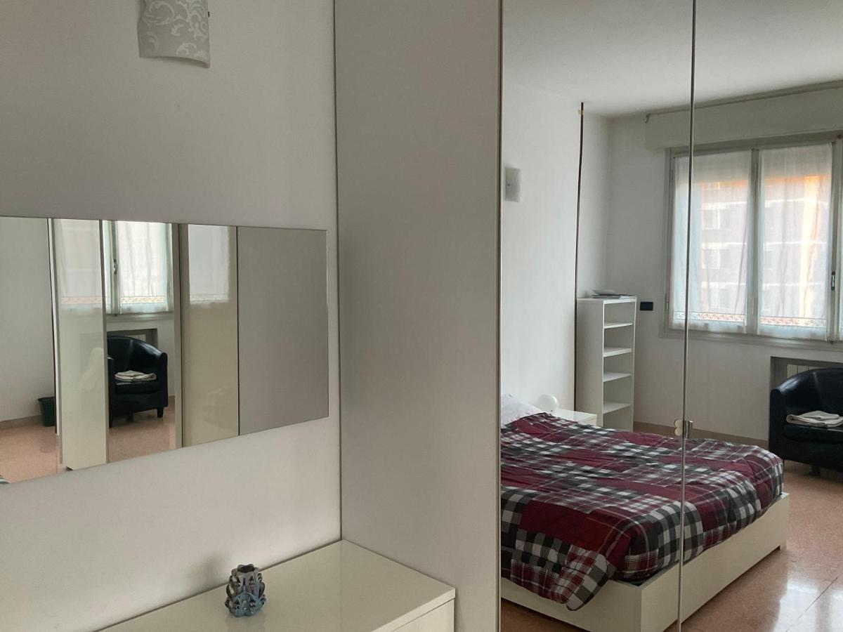 Splendido Appartamento In Zona Fiera A Bologna Ngoại thất bức ảnh