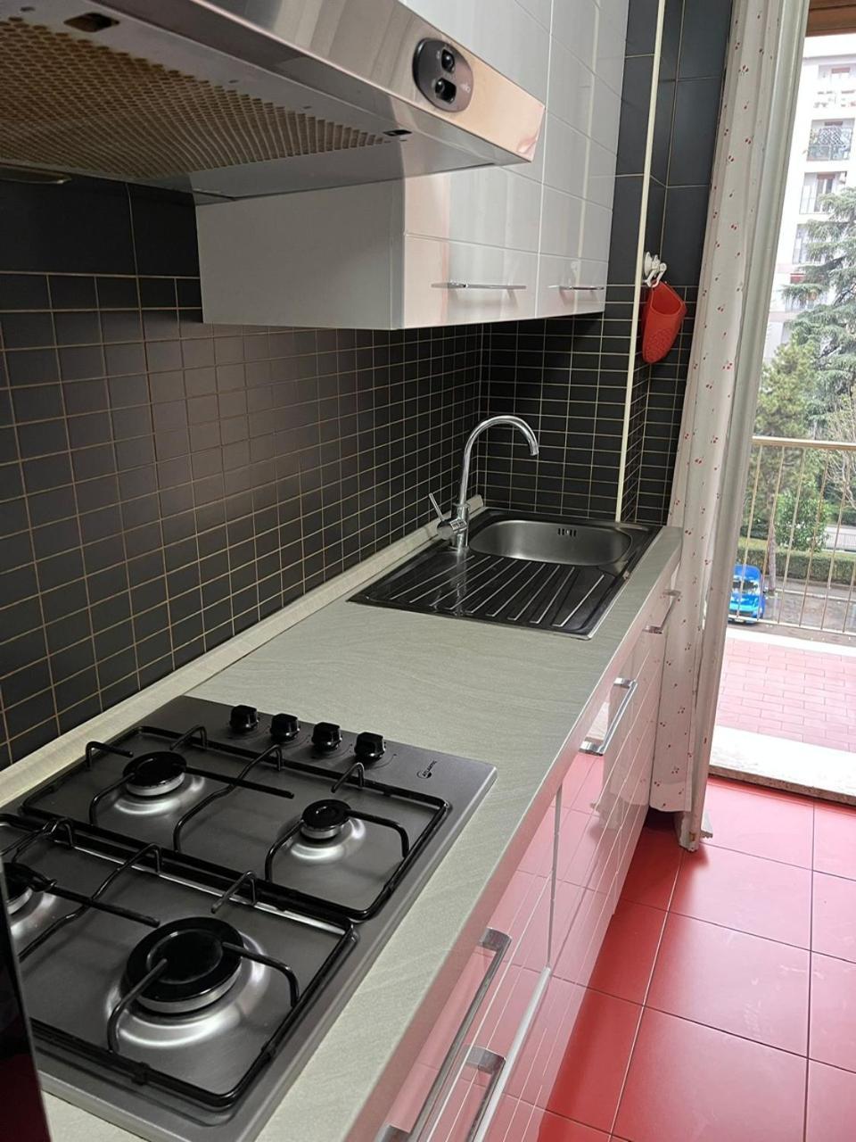 Splendido Appartamento In Zona Fiera A Bologna Ngoại thất bức ảnh