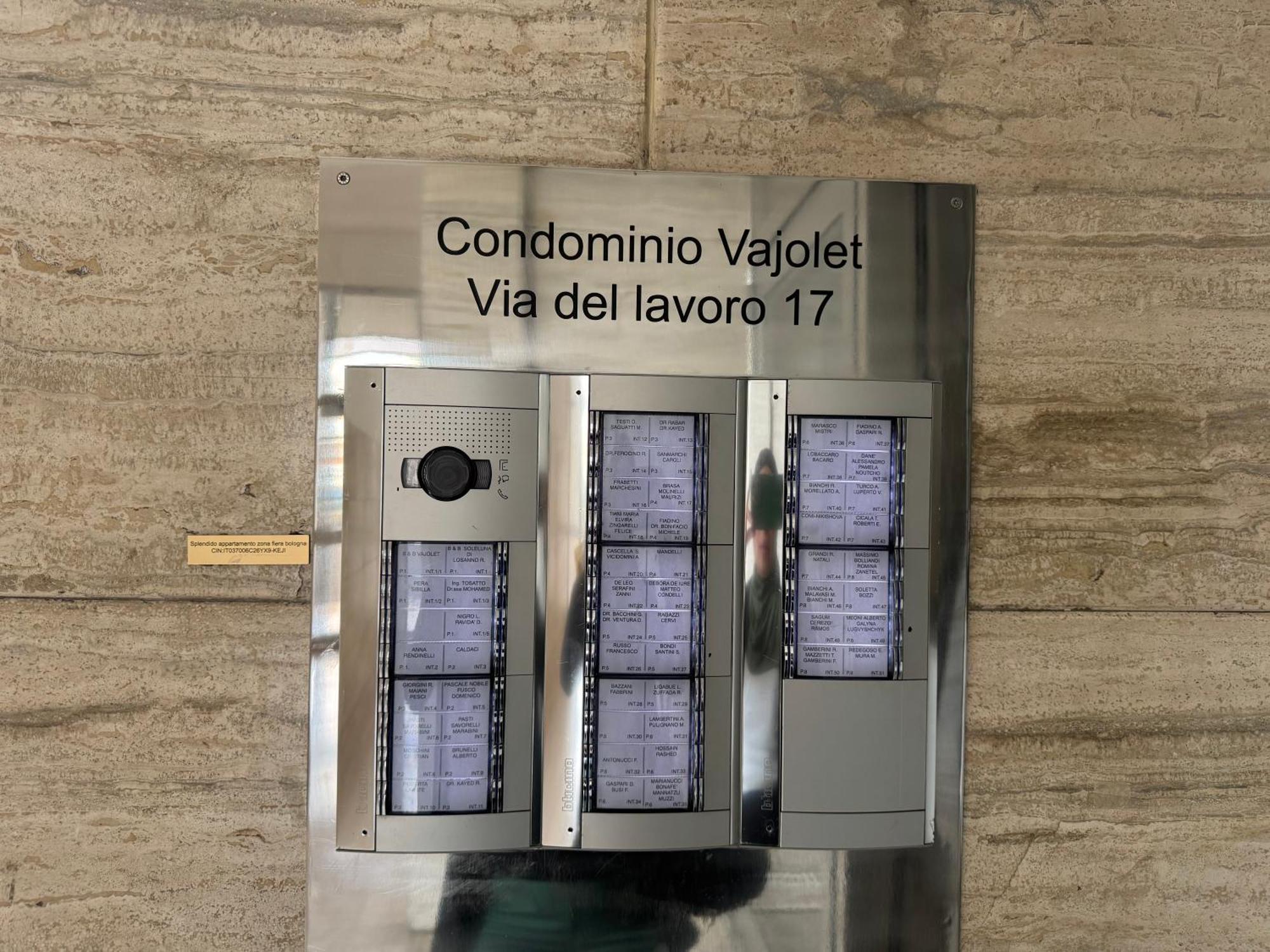 Splendido Appartamento In Zona Fiera A Bologna Ngoại thất bức ảnh